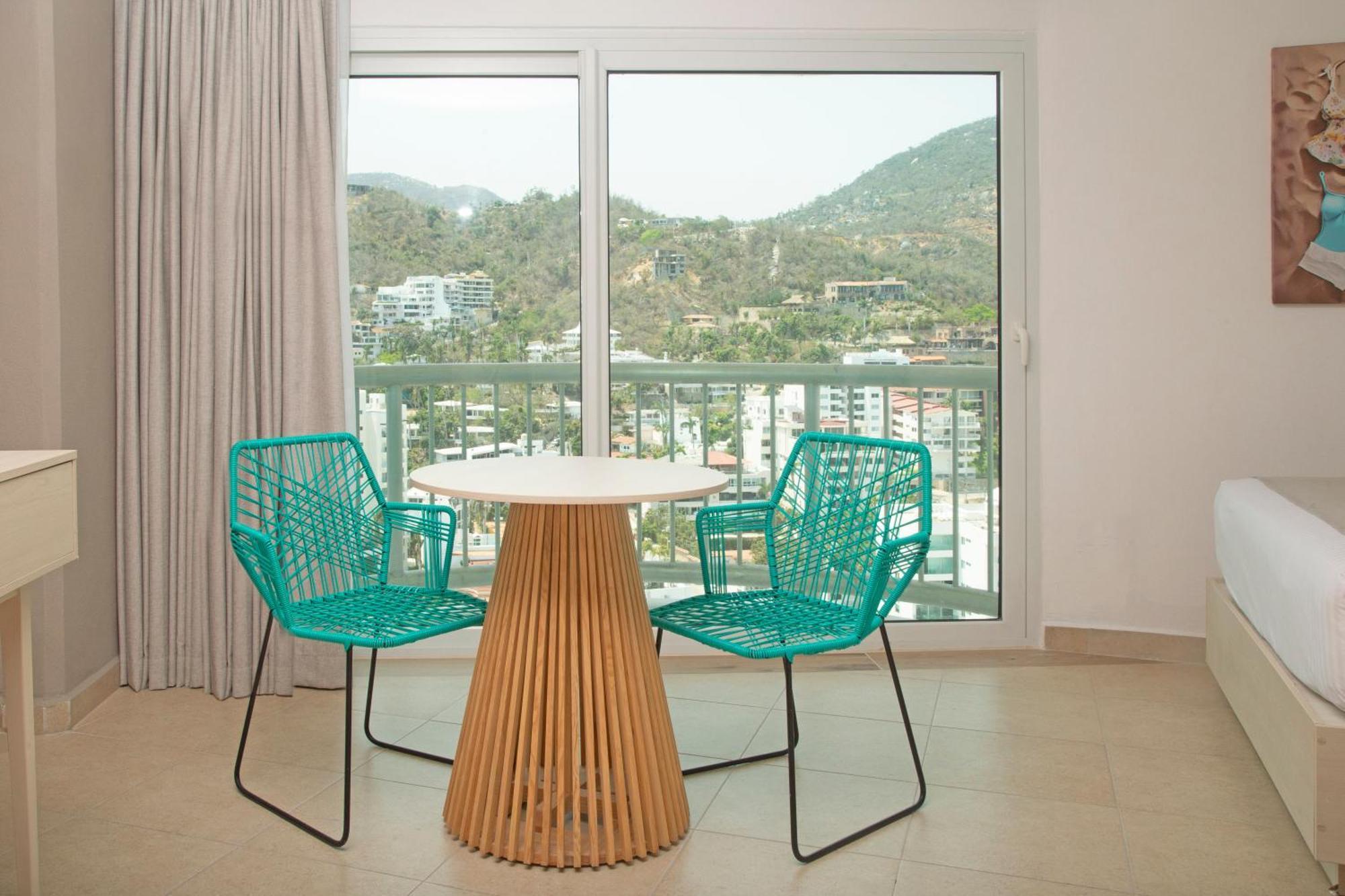 Amares Resort 3*